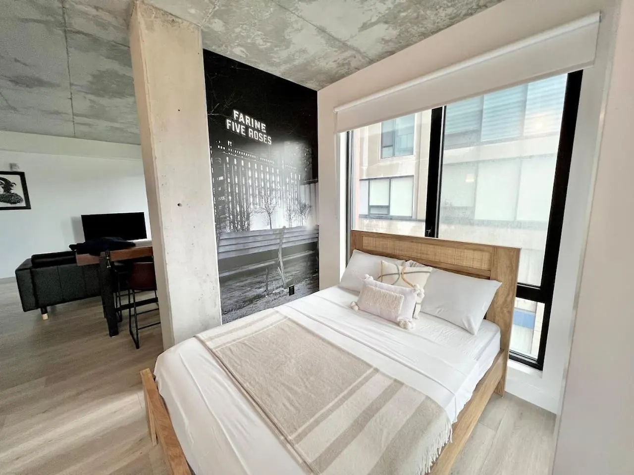 Nice 2 Bedroom Apartment In Old Port Zm8 Montreal