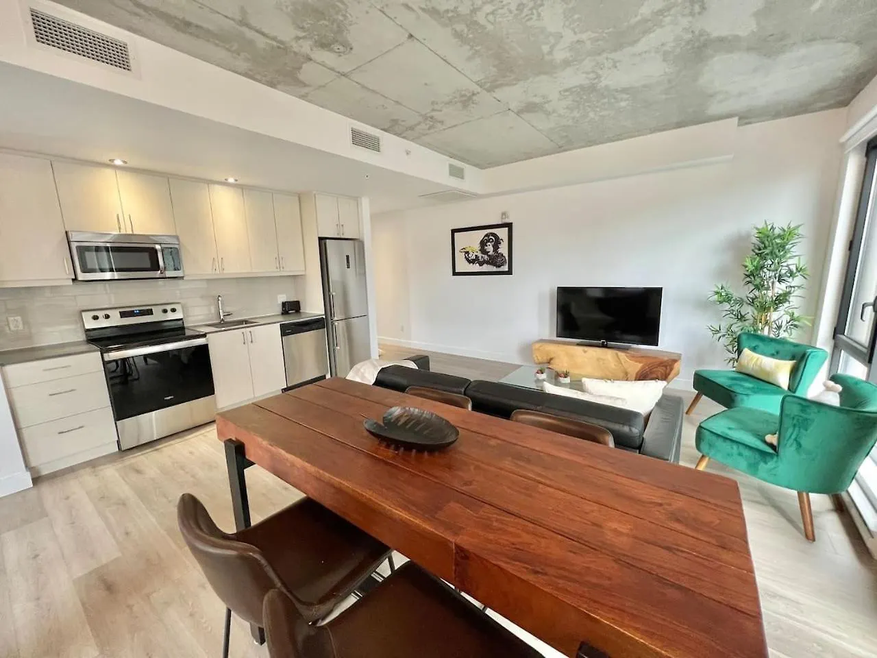Nice 2 Bedroom Apartment In Old Port Zm8 Montreal