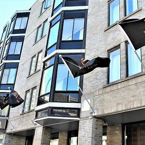 Hotel Lelux, Montréal
