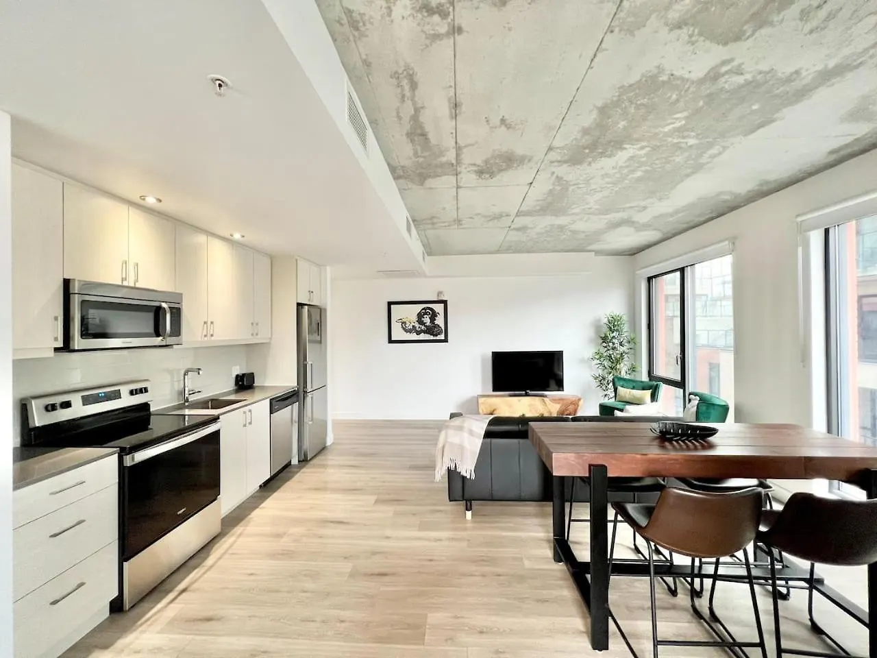 Nice 2 Bedroom Apartment In Old Port Zm8 Montreal 0*,  Canada