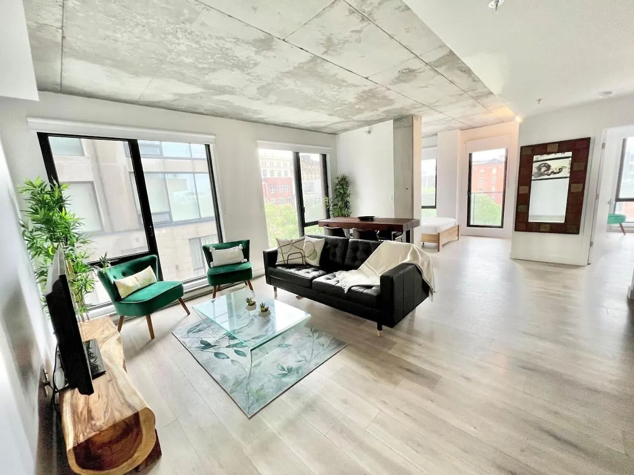 Nice 2 Bedroom Apartment In Old Port Zm8 Montreal Canada