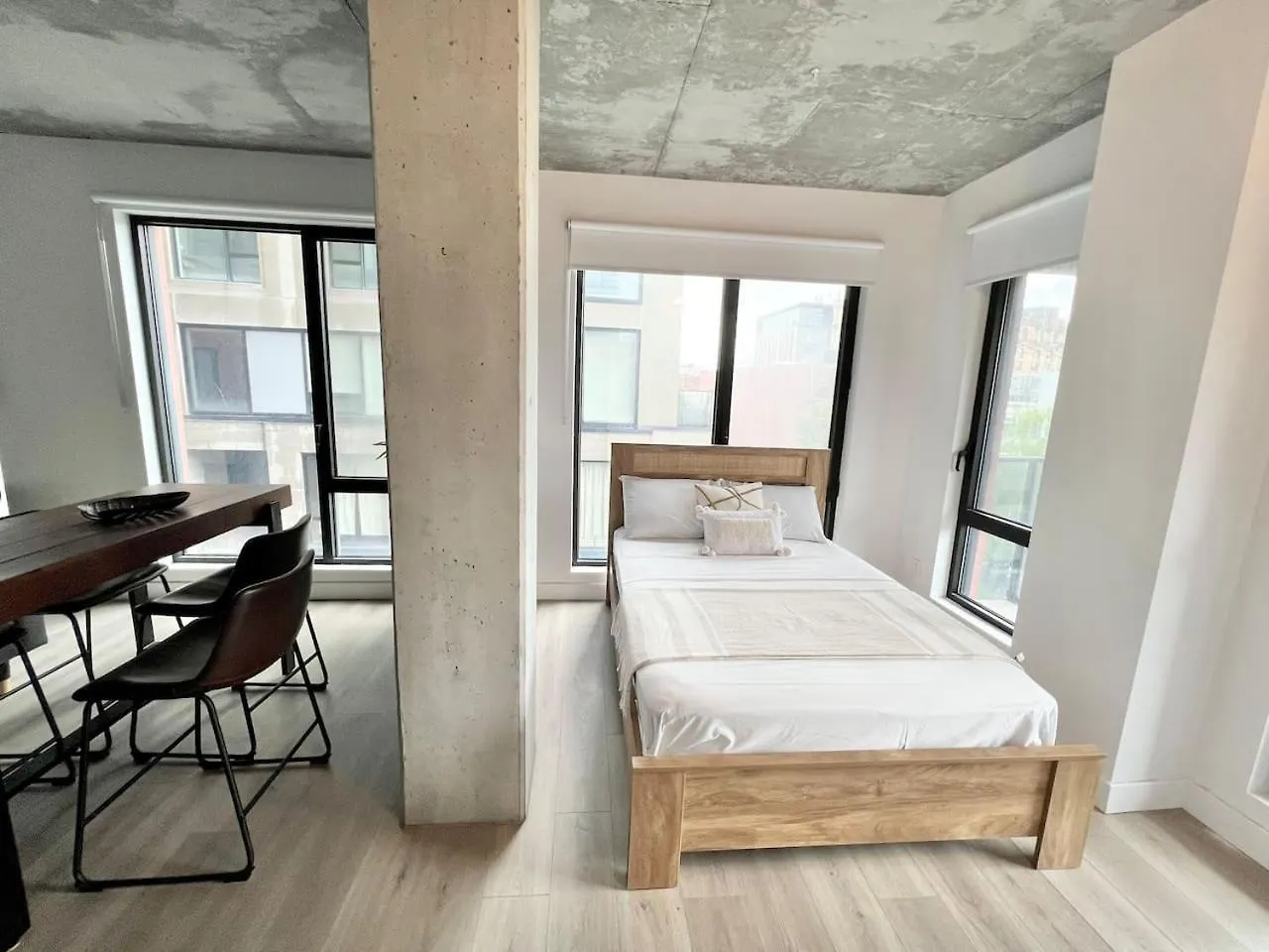 Nice 2 Bedroom Apartment In Old Port Zm8 Montreal